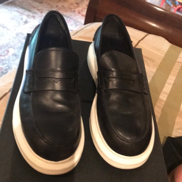 COPY - Alexander McQueen black penny loafers - Picture 1 of 8